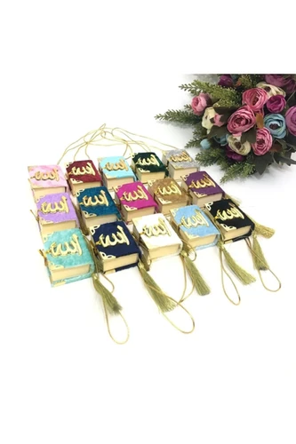 Kadife Kaplı Mini Kuranı Kerim (Araba ev Yastık Altı İçin) Kadife Kaplı Mini Kuranı Kerim (Araba ev Yastık Altı İçin)